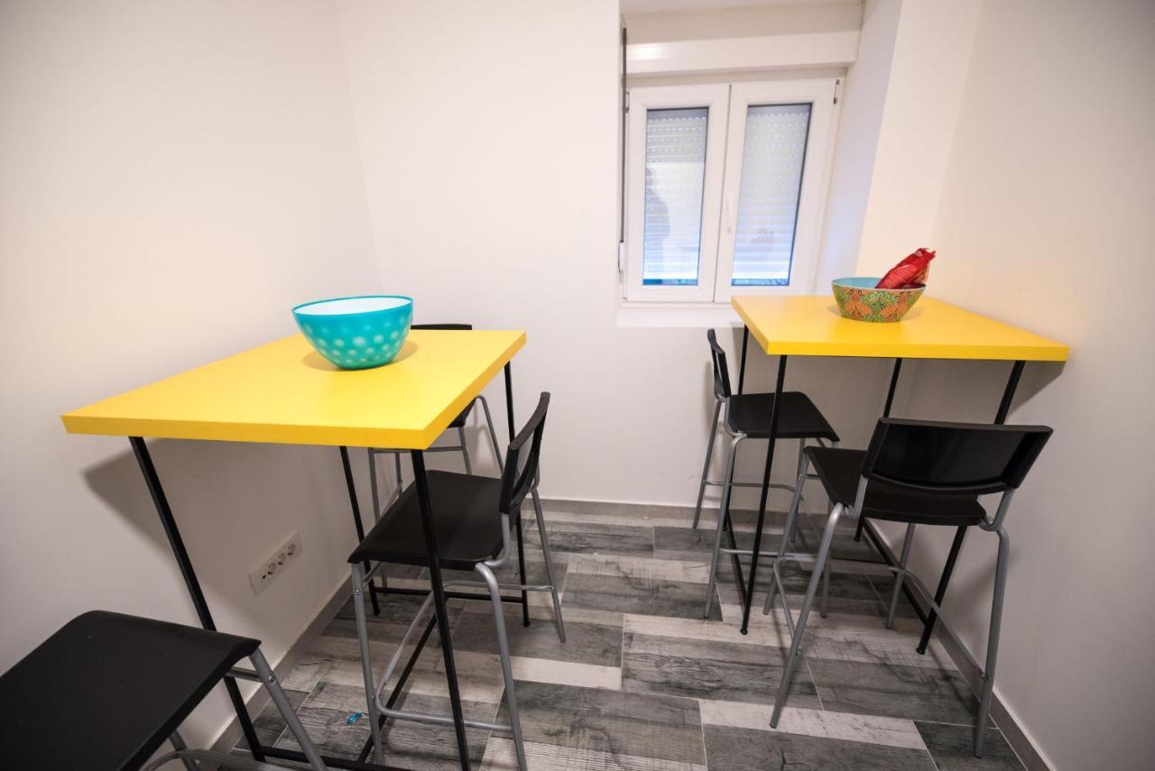 Hostel Evropa Nikšić Exteriör bild